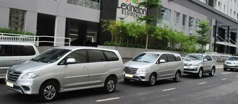 Voiture chauffeur privé à Saigon (Ho Chi Minh ville)