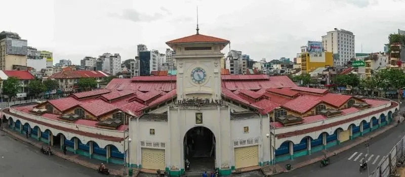 Voyage en famille au Vietnam avec enfant pour visiter des marchés locaux