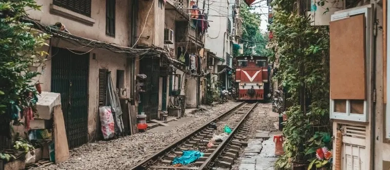 Voyage en Train: Une Aventure Unique pour vos Vacances au Vietnam