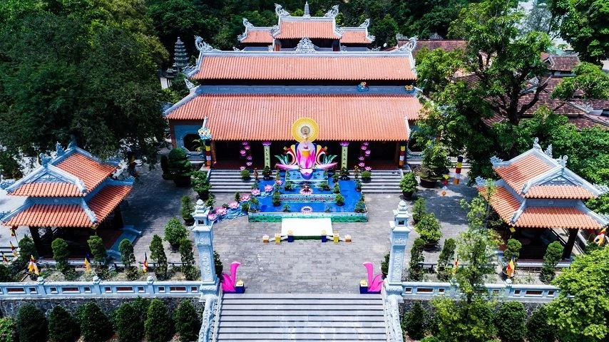 Visiter la pagode de Tu Dam &agrave; Hue