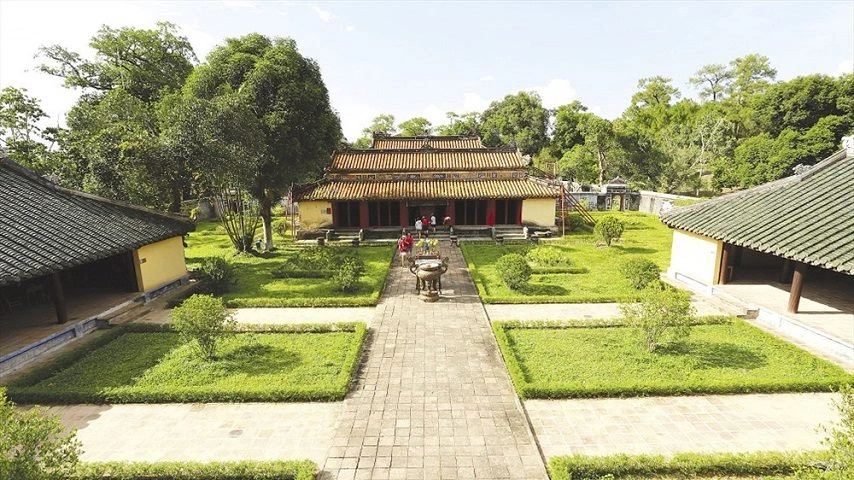 Le tombeau de Gia Long