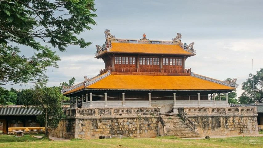 Le temple du Culte des rois Nguy&ecirc;n (The Mieu)