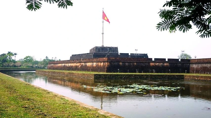 La tour du Drapeau (Ky Dai)