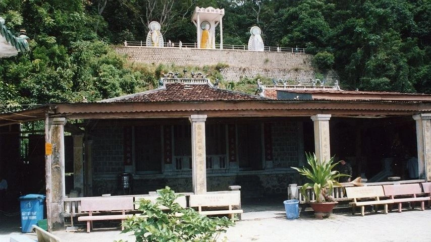 Visiter la pagode Linh Son Truong Tho