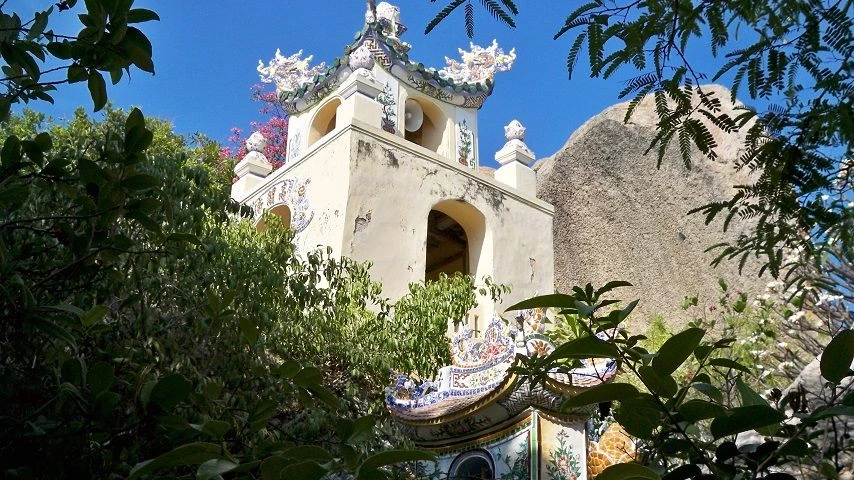 Visiter la pagode Hang 
