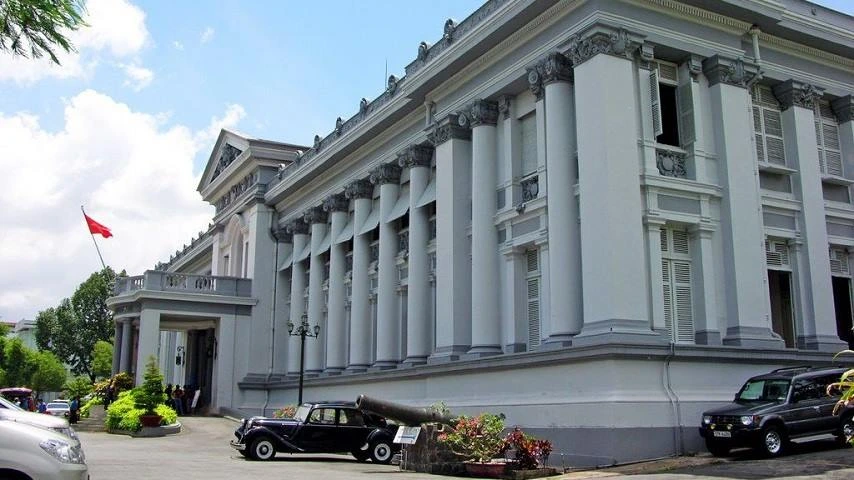 Le mus&eacute;e de la R&eacute;volution