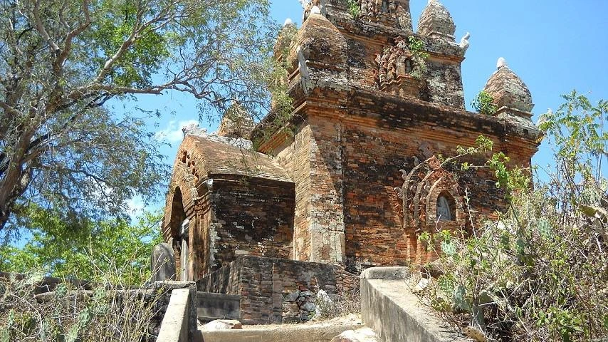 Visiter la tour Porom&eacute;