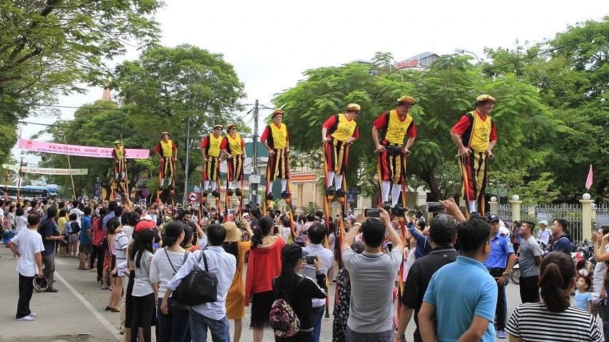 Les f&ecirc;tes culturelles de Hue
