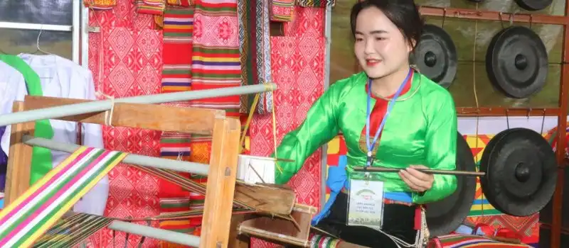 Apprendre &agrave; faire de la broderie et de la soie