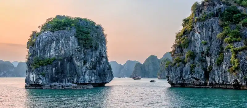 Baie d'Halong - site du patrimoine mondial de l'UNESCO