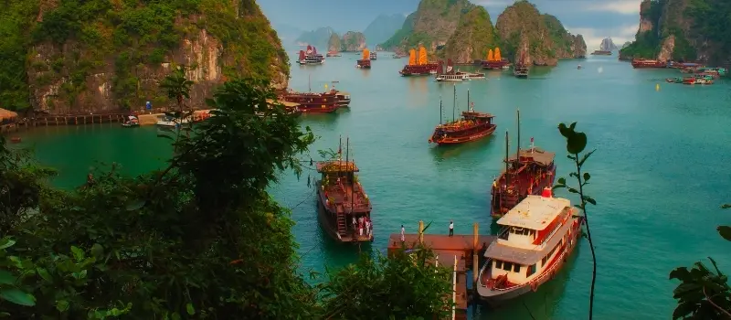 Baie d’Halong, un chef-d’œuvre naturel Baie d’Halong, un chef-d’œuvre naturel