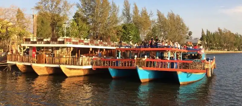 Bateau au Cambodge