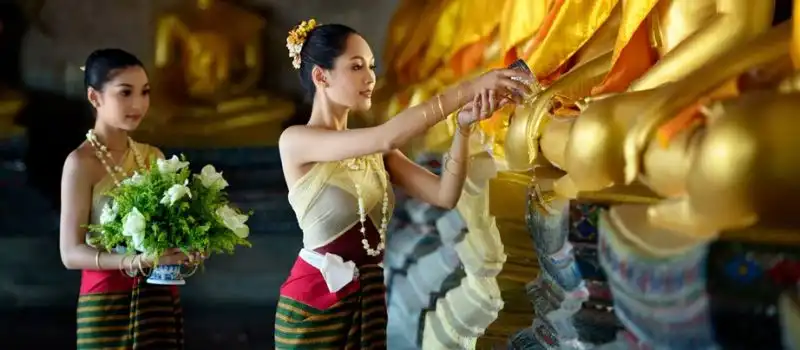 Bun Pha Vet (r&eacute;incarnation de Bouddha)