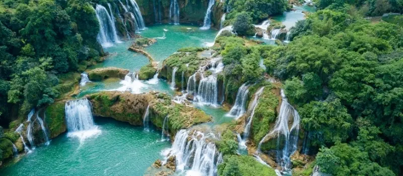 Cao Bang - Paysages spectaculaires et culture authentique