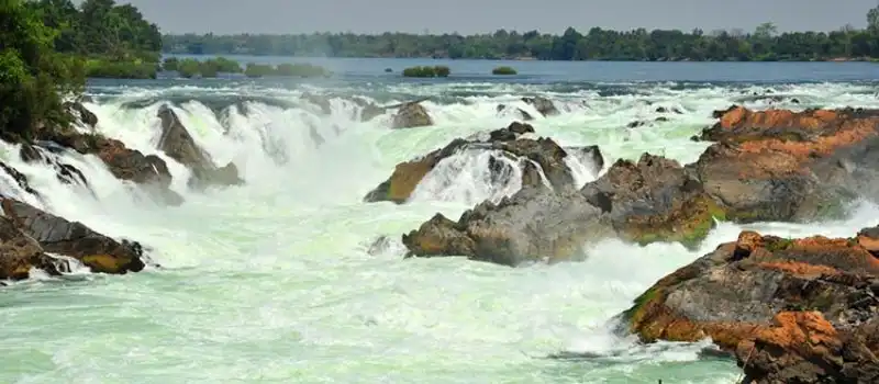 Cascade de Pha Pheng