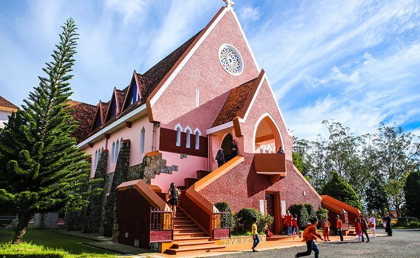 Cath&eacute;drale de Da Lat