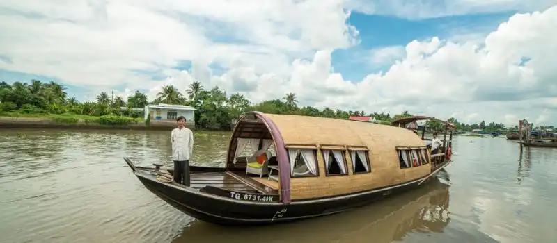 Croisi&egrave;re &agrave; bord d'une jonque priv&eacute;e sur M&eacute;kong