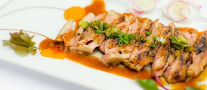 Cuisine raffin&eacute;e sur la croisiere en d'Halong