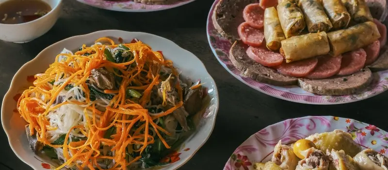 Cuisine variée qui ravit tous les goûts Cuisine variée qui ravit tous les goûts