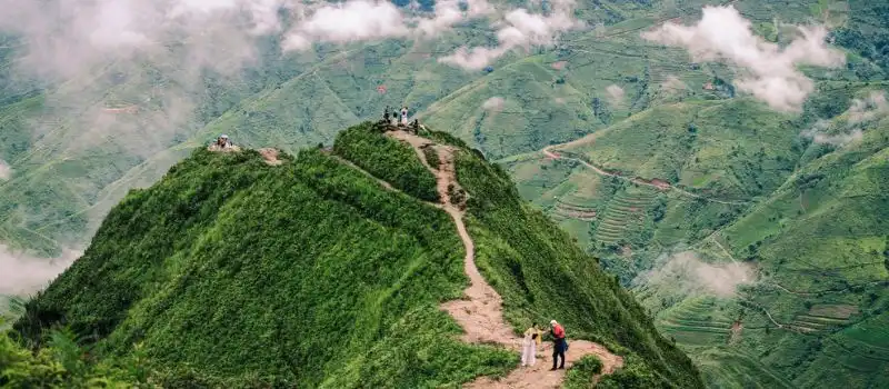 D&eacute;couverte du paradis de nuages de T&agrave; X&ugrave;a Voyage au Vietnam