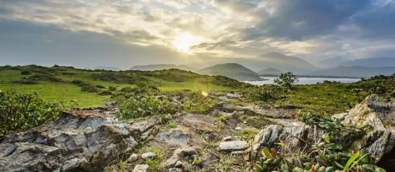D&eacute;couvrez de magnifiques grottes de Quang Binh