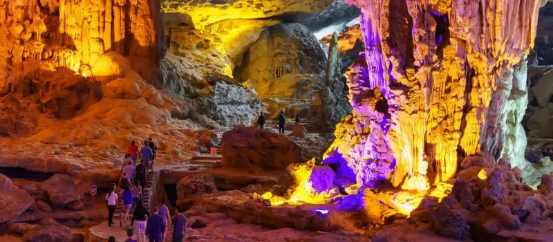 D&eacute;couvrir les grottes myst&eacute;rieuses