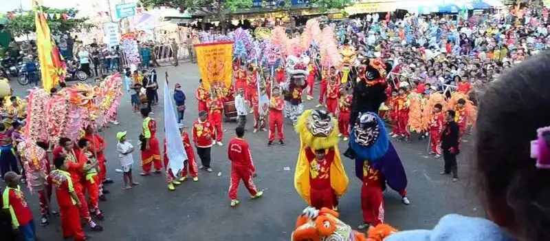 F&ecirc;te de Dinh Co