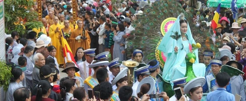 fete-de-quan-the-am-da-nang-vietnam