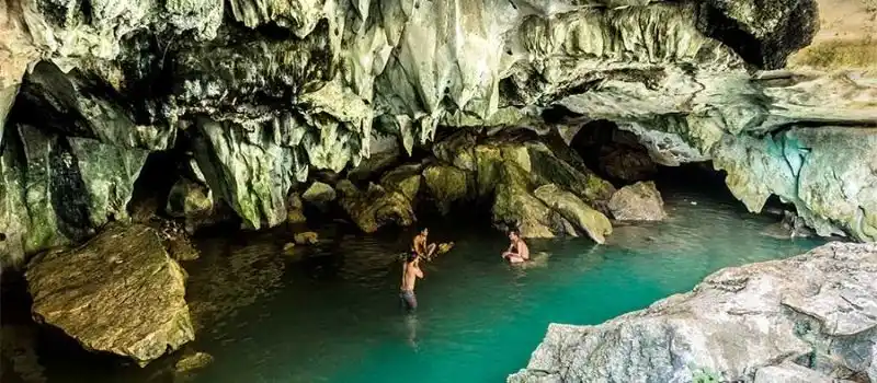 Grotte de Phnom Kampong Trach