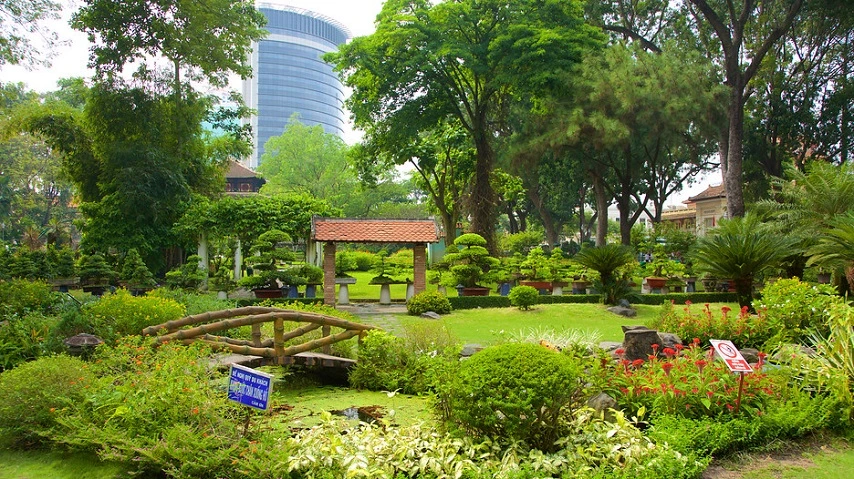 Nouveau jardin japonais &agrave; H&ocirc; Chi Minh-Ville