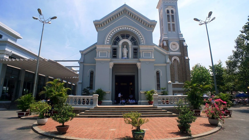 L&rsquo;&eacute;glise de Hanh Th&ocirc;ng T&acirc;y &agrave; Saigon