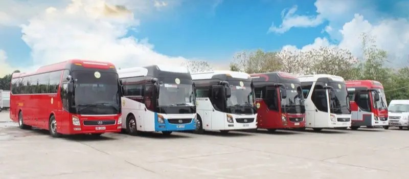 Avantages d&rsquo;une voiture avec chauffeur priv&eacute; au Vietnam