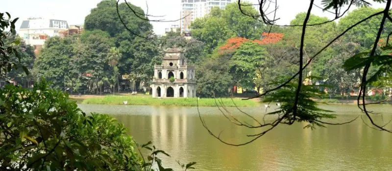 Le lac Hoan Kiem, un symbole au c&oelig;ur de la capitale Hanoi