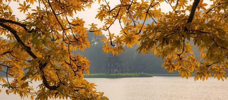 Le lac Hoan Kiem, un symbole au c&oelig;ur de la capitale Hanoi
