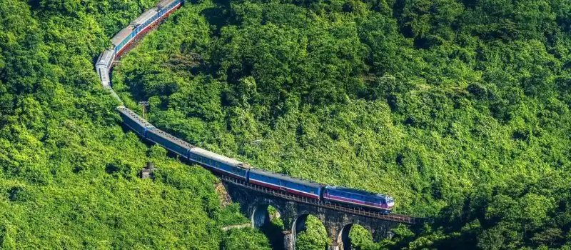 Vacances au Vietnam &agrave; la d&eacute;couverte de Hue - Danang en train
