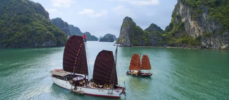 Choisir le meilleur itin&eacute;raire de croisiere en baie Halong en amoureux