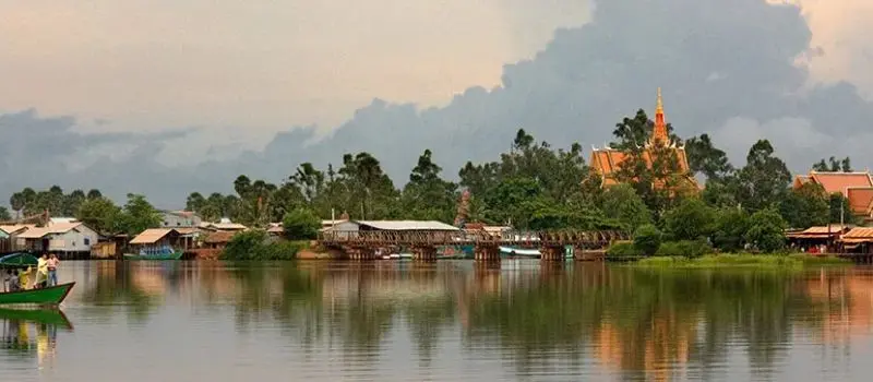 Comment v&eacute;rifier les avis clients sur une agence de voyage au Cambodge?