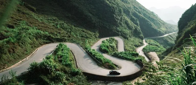Voyager avec un Guide francophone au Vietnam pour admirer Col Khau Pha