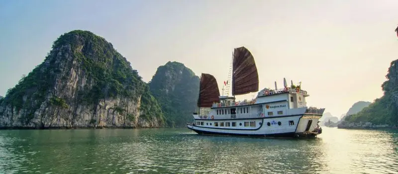 Quels sont les types de bateaux utilis&eacute;s pour une croisiere en baie Halong?