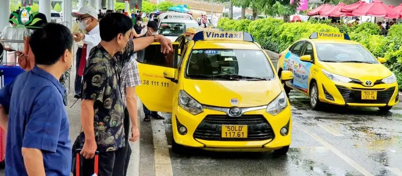 Comparaison avec les taxis traditionnels