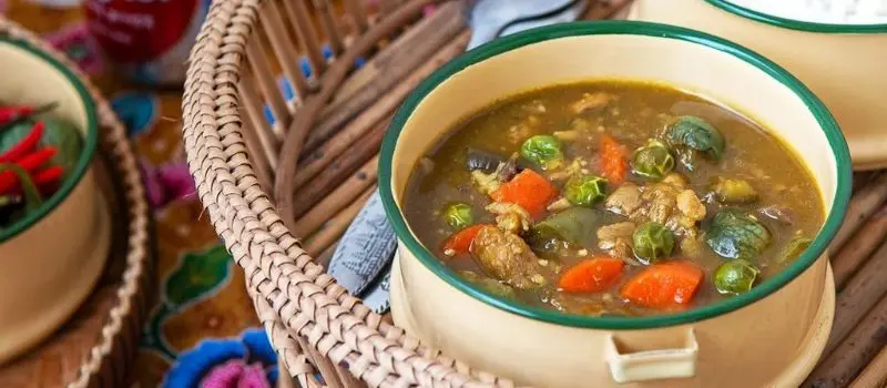 Partez en voyage au Cambodge pour d&eacute;guster la sp&eacute;cialit&eacute; Samlor chapek