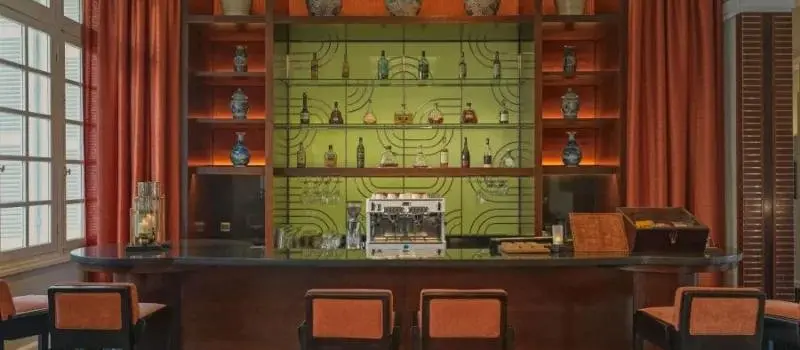 Le Gouverneur Bar de La R&eacute;sidence Hue Hotel & Spa