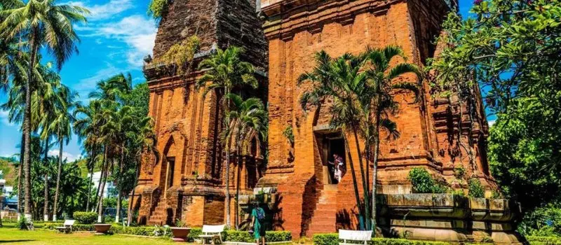 Tour jumelle &agrave; Quy Nhon