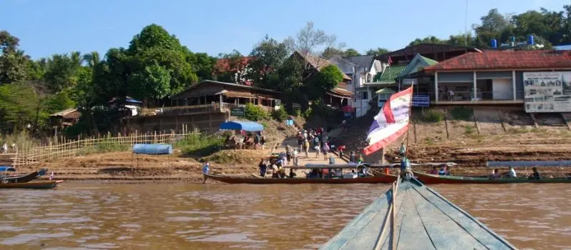 Partez en voyage au Laos pour faire une excursion en bateau sur le M&eacute;kong