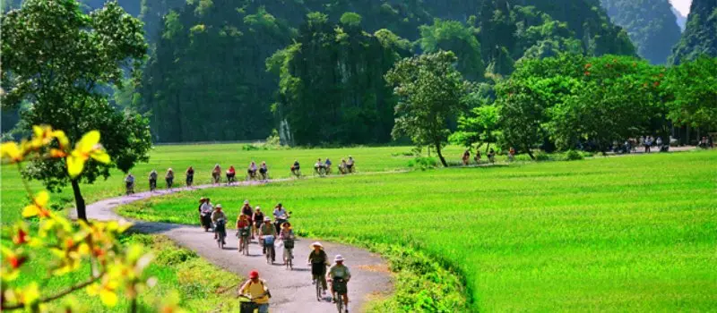 Faire du v&eacute;lo &agrave; Ninh Binh