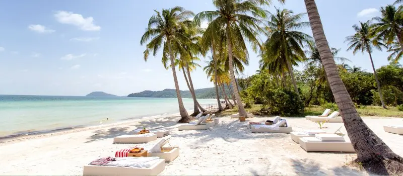 D&eacute;tente sur la plage en famille