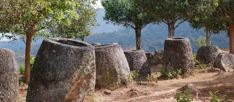 Circuit Visite Plaine des Jarres avec notre agence de voyage au Laos