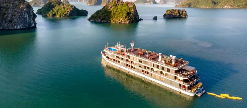 Croisi&egrave;re dans la baie d&rsquo;Ha Long Vietnam