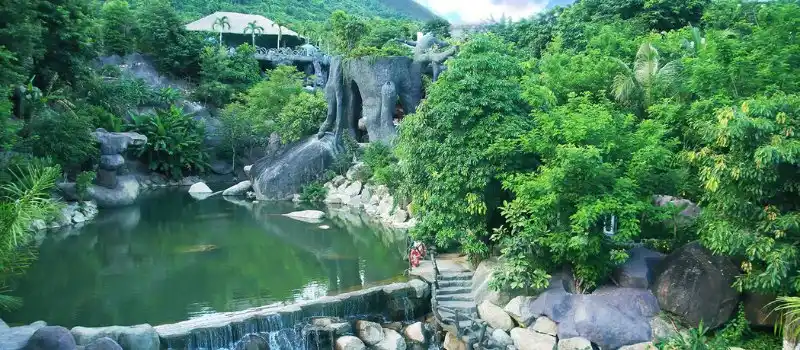 Sources thermales de Than Tai