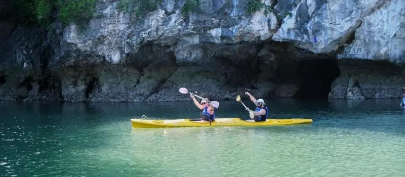 Choisir le meilleur itin&eacute;raire de croisiere en baie Halong entre amis